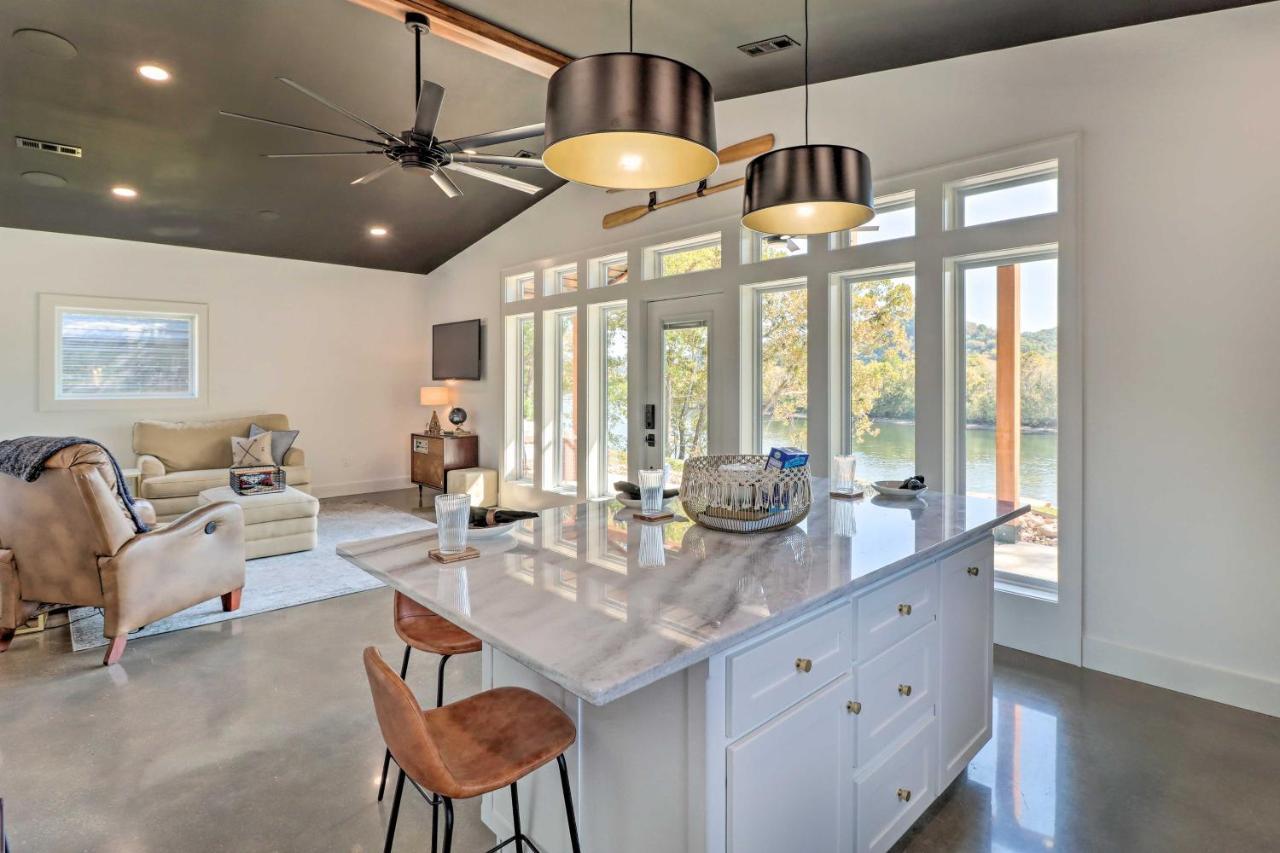 Modern Norfork House With Patio On White River! Exterior photo
